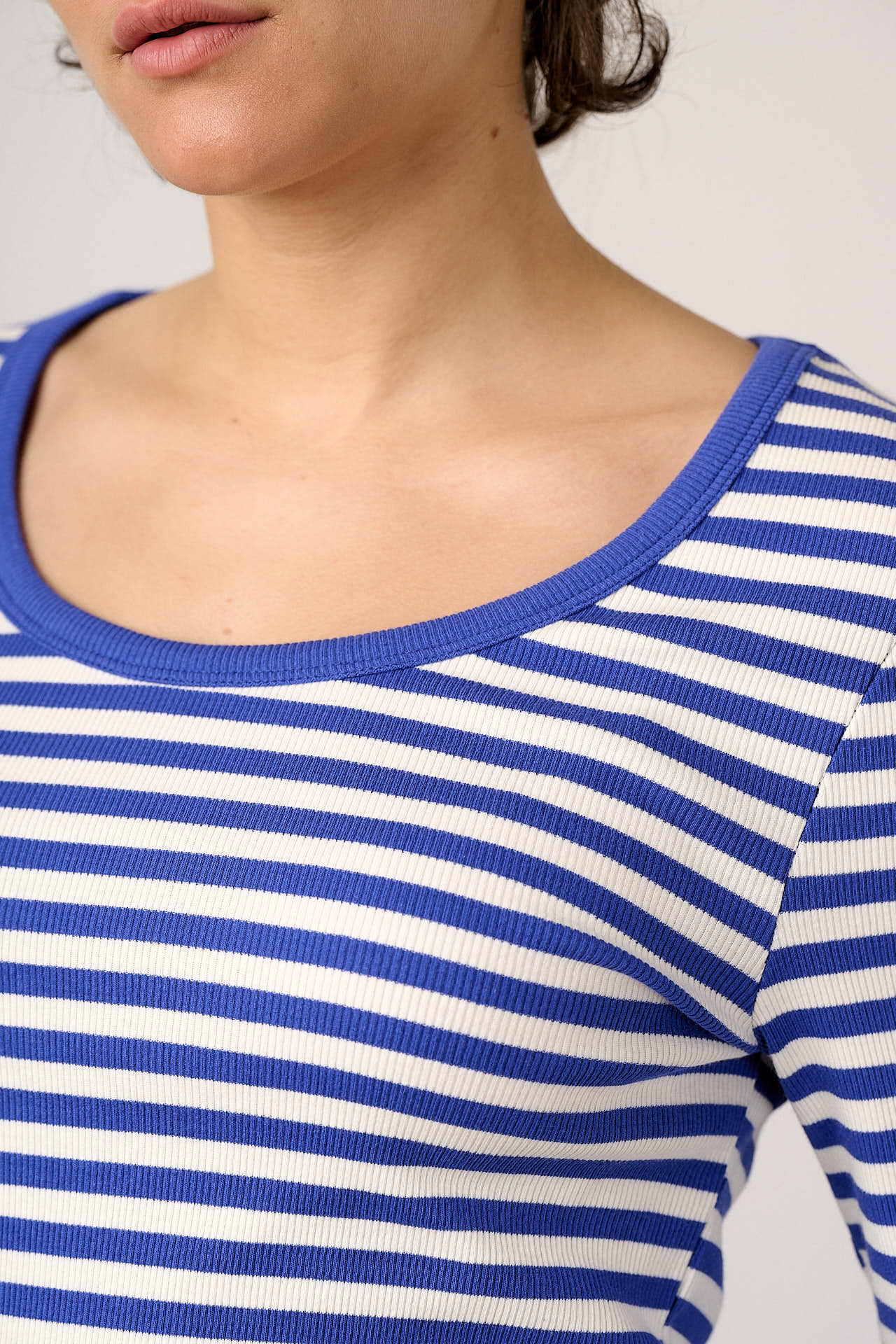 Remy - Ribbed Cotton Scoop Neck Long Sleeve Top in Blue & White Stripe