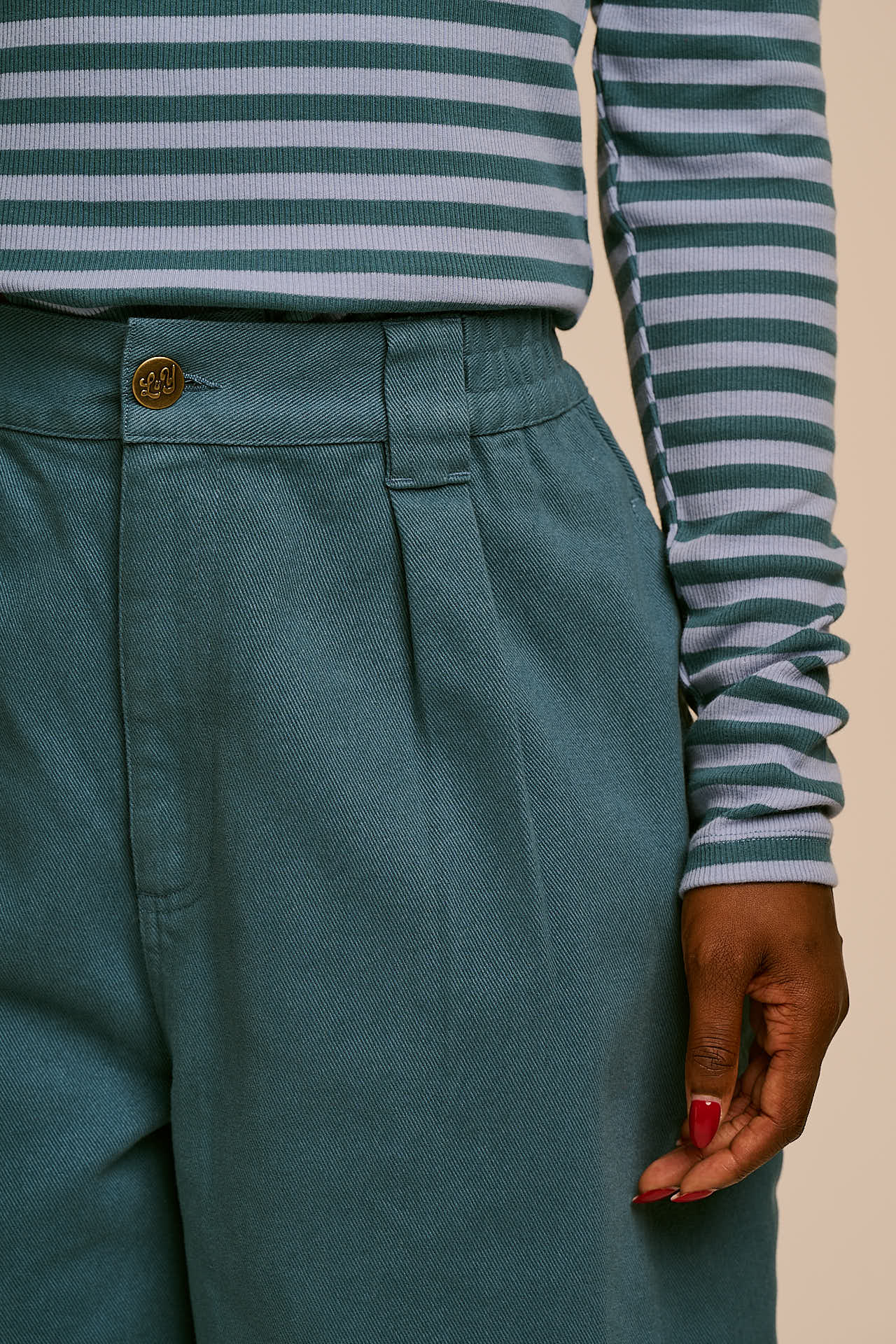 Ashby - Cotton Barrel Leg Trousers in Teal