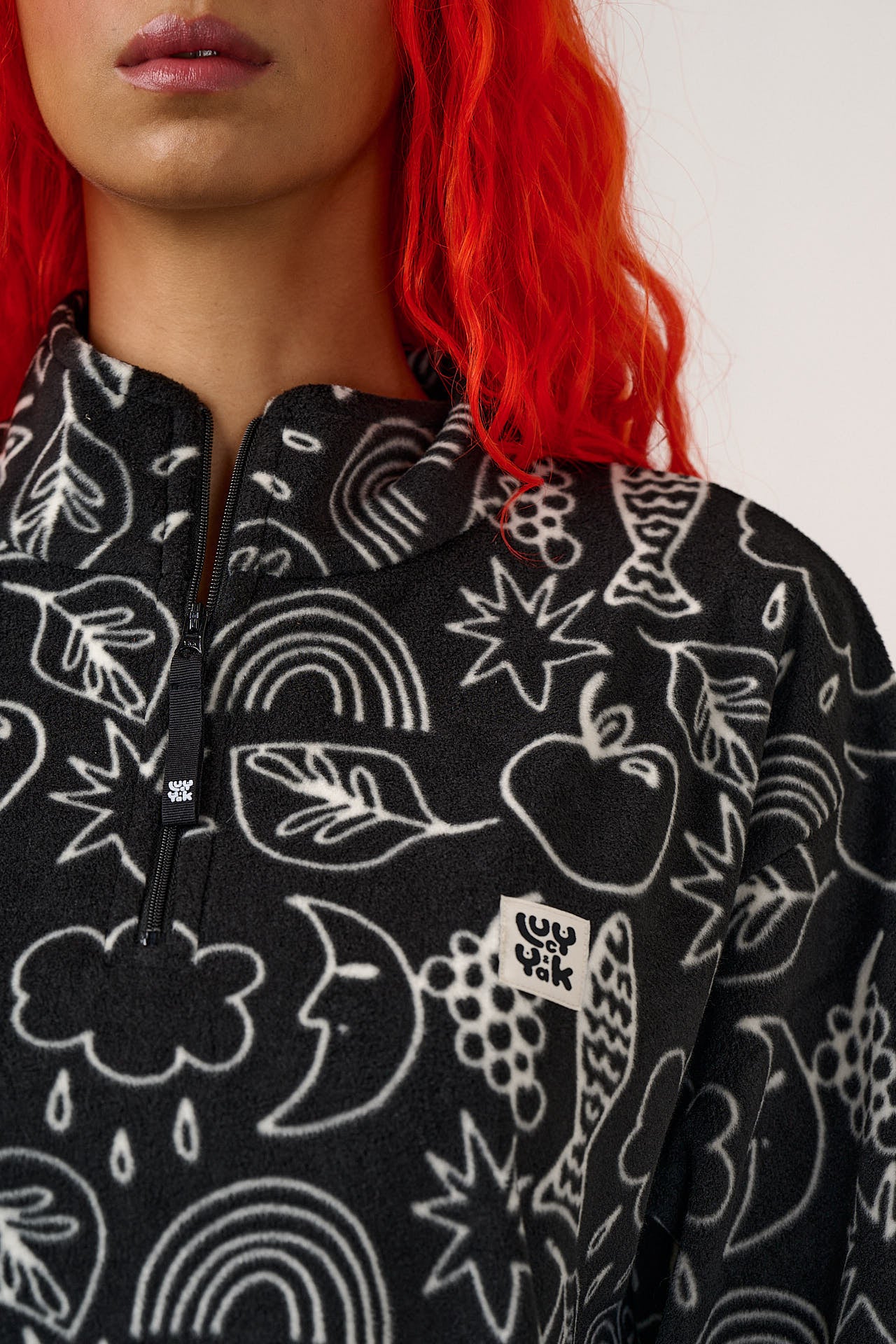 Lucy　0324 Sammy - Lightweight Polar Fleece in Monochrome Naive Shapes – Lucy