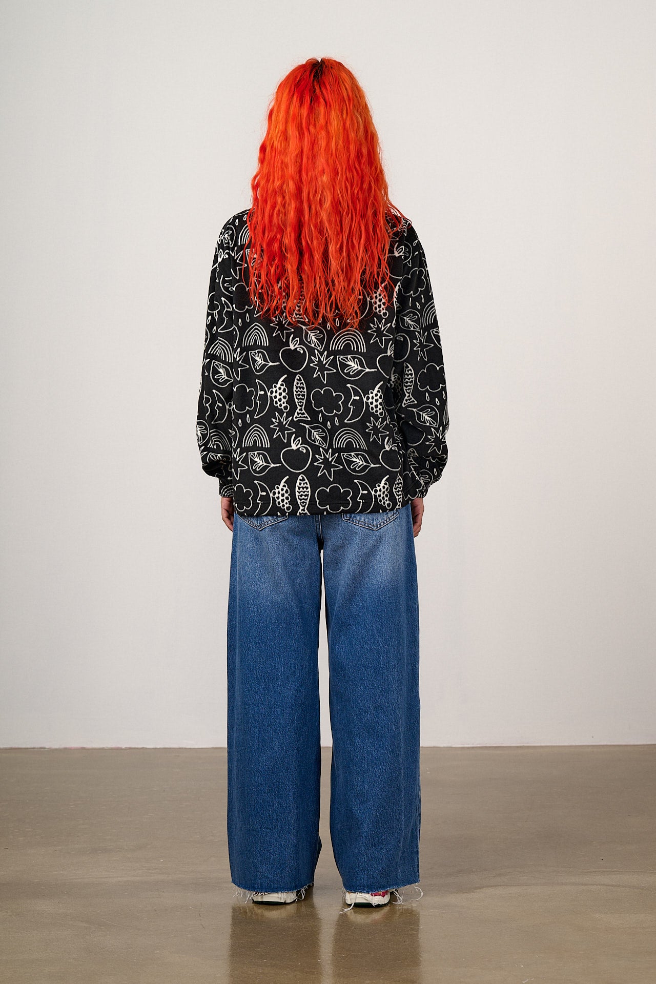 Sammy - Lightweight Polar Fleece in Monochrome Naive Shapes