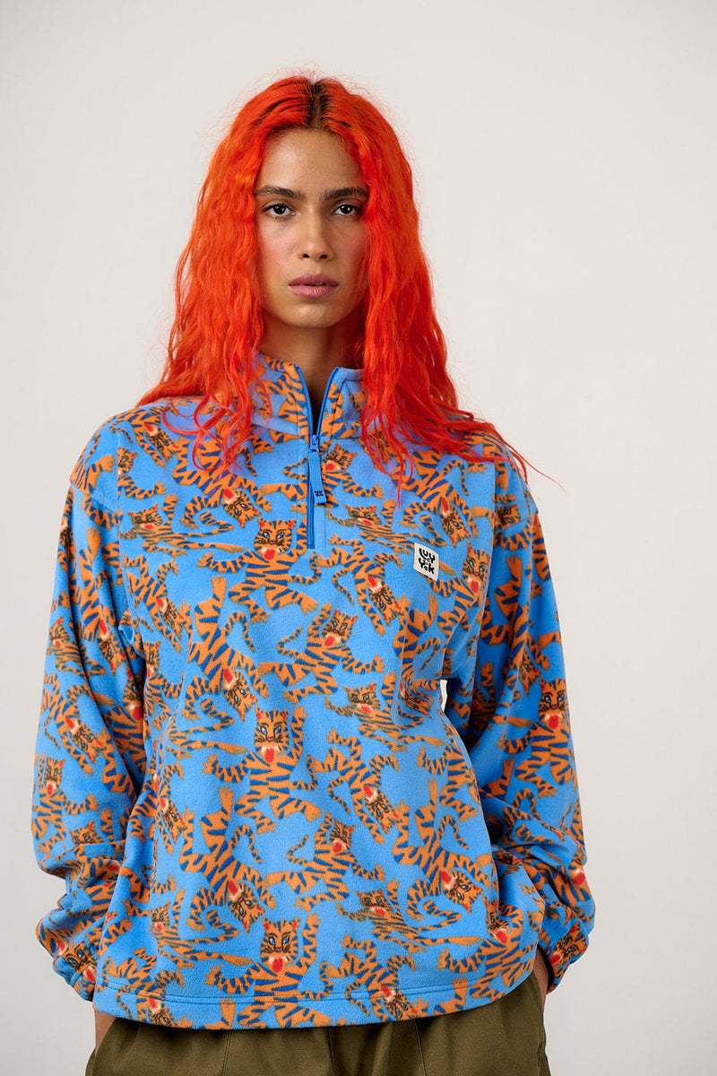 Sammy - Lightweight Polar Fleece in Blue Tiger