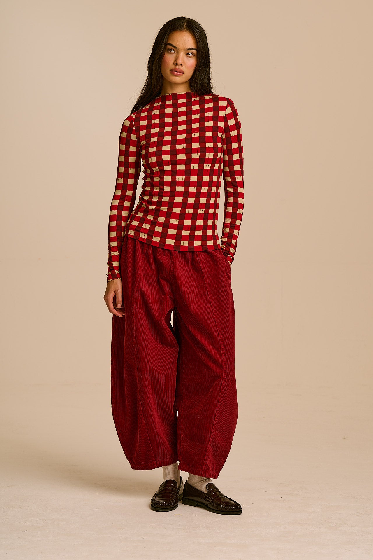 Obregon - Corduroy Barrel Leg Trousers in Pomegranate