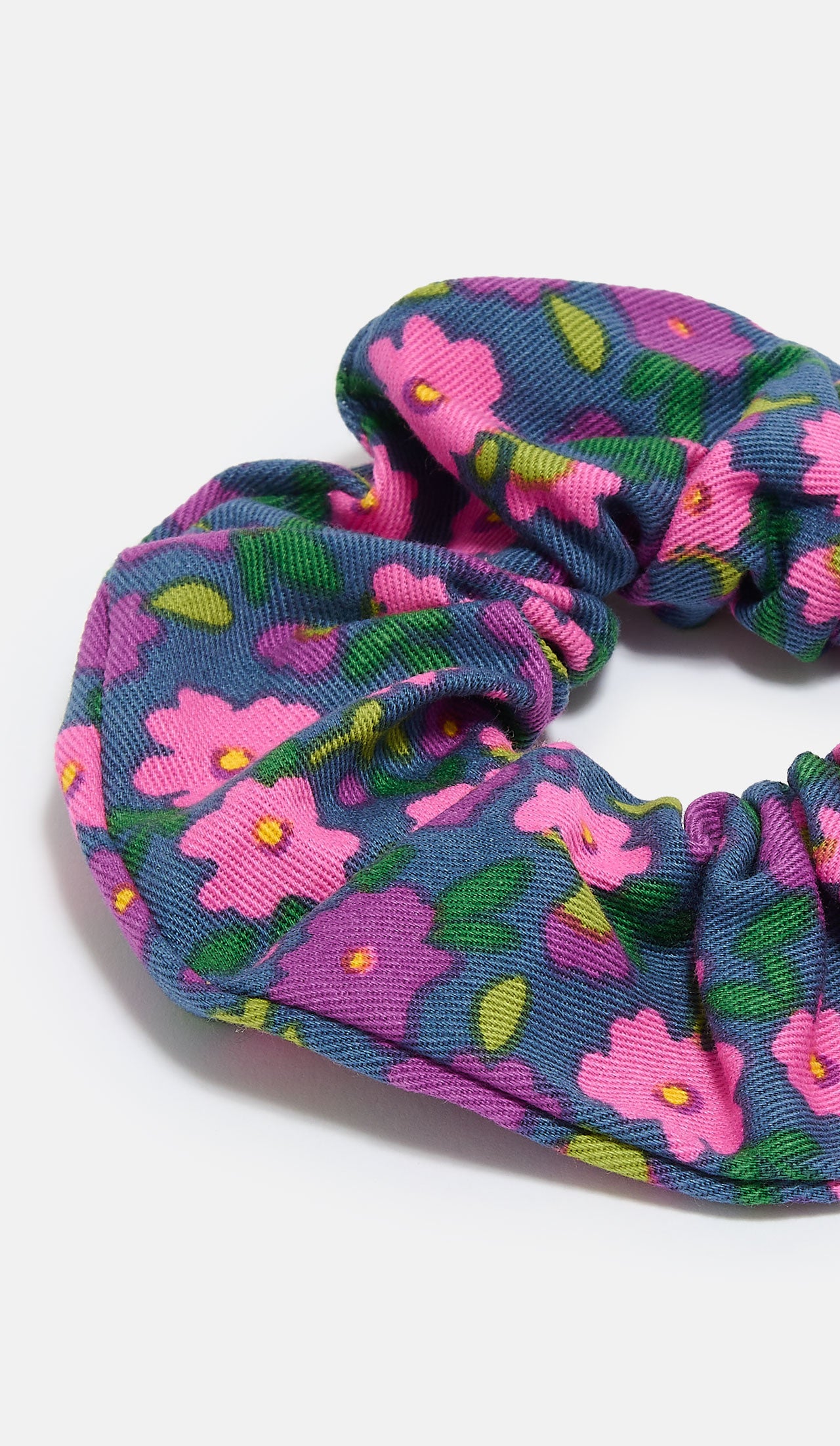 Mimmi - Oversized Scrunchie in Ditsy Floral Print