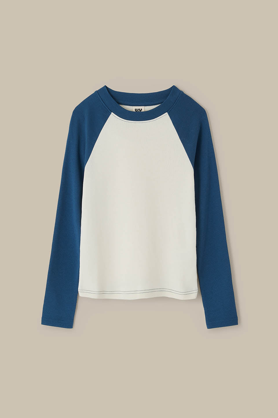 Avi - Long Sleeve Raglan Top in Ecru & Navy
