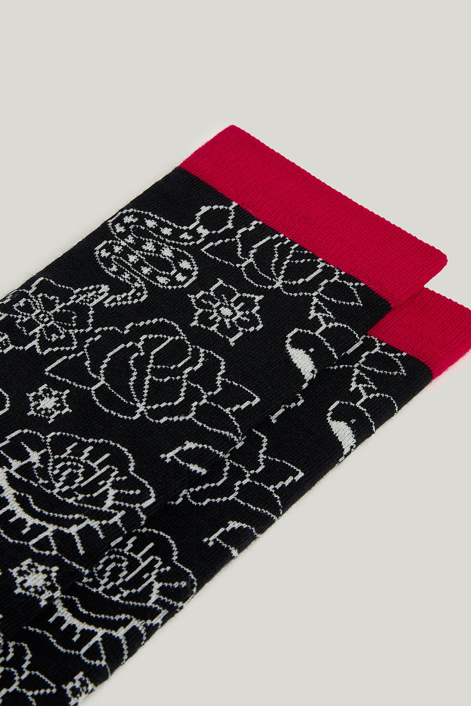 JoJo - Cotton Socks in Black & White Tattoo