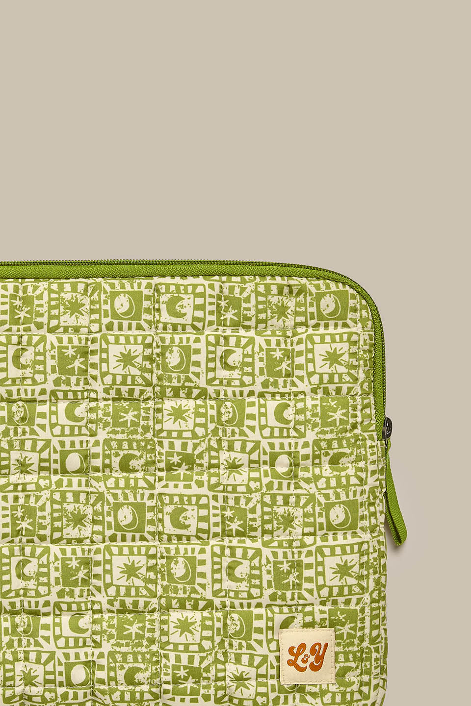 Emelien - 13" Laptop Case in Green Celestial Checkerboard