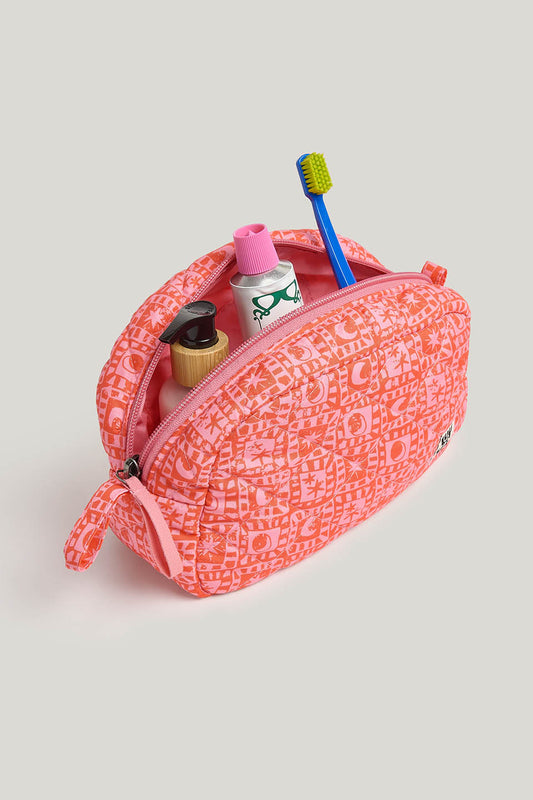 Malina - Washbag Bag in Pink & Red Lunar Checkerboard