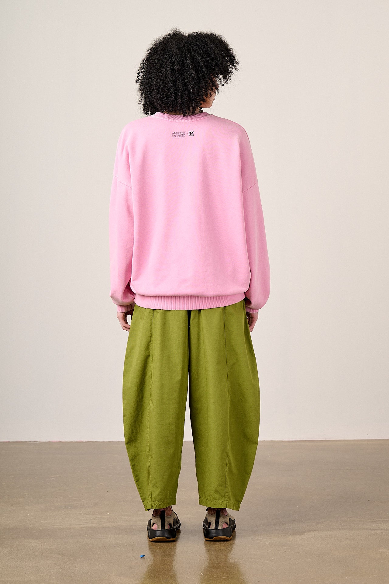 L.E Sutton -  Cotton Jersey Oversized Sweatshirt in Arthouse & Yak: Girash Print