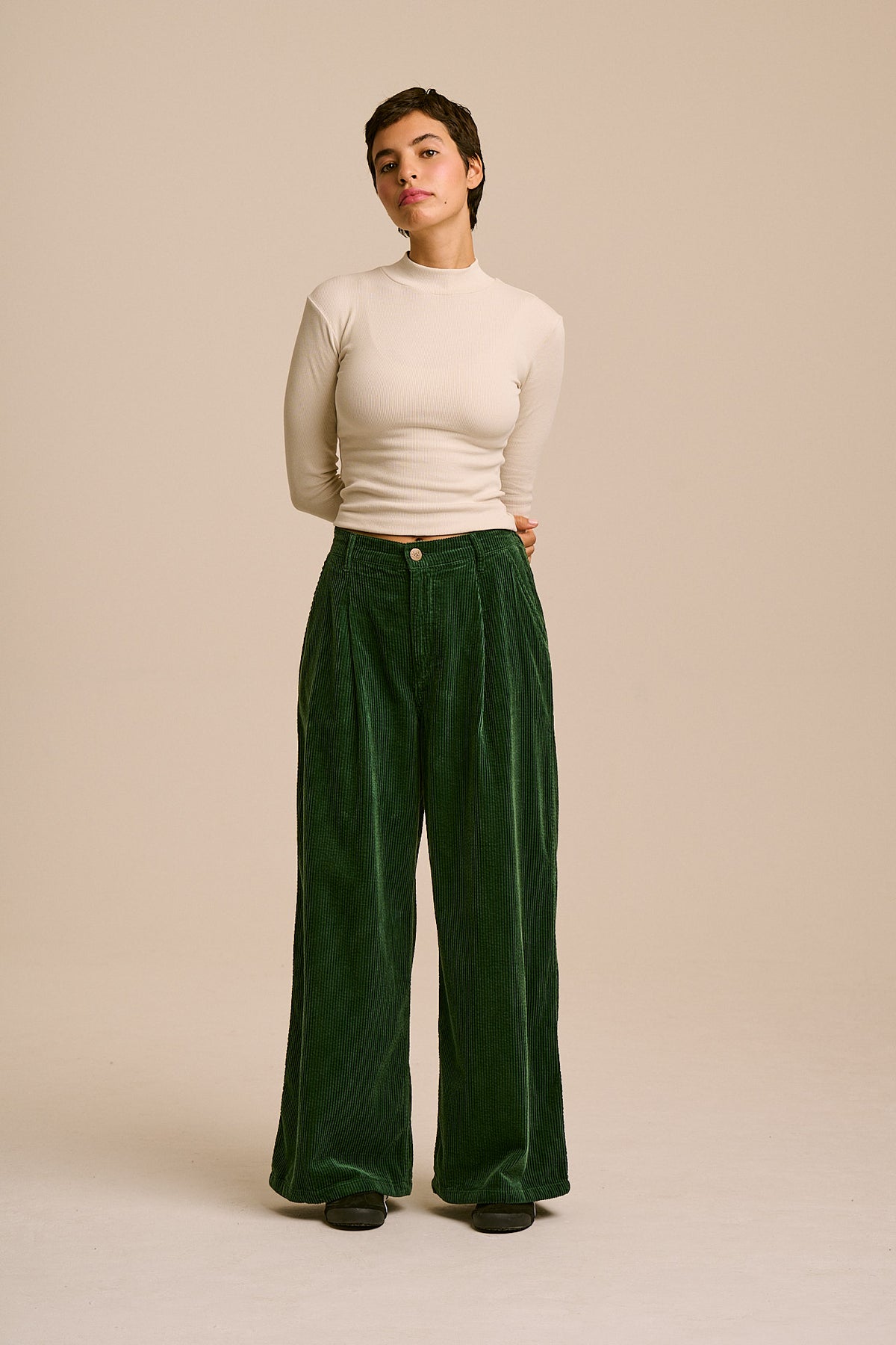 Cole 'New Improved Fit' -  Organic Corduroy Trouser in Dark Green