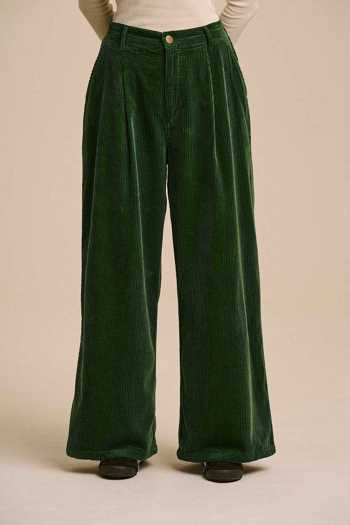Cole 'New Improved Fit' -  Organic Corduroy Trouser in Dark Green