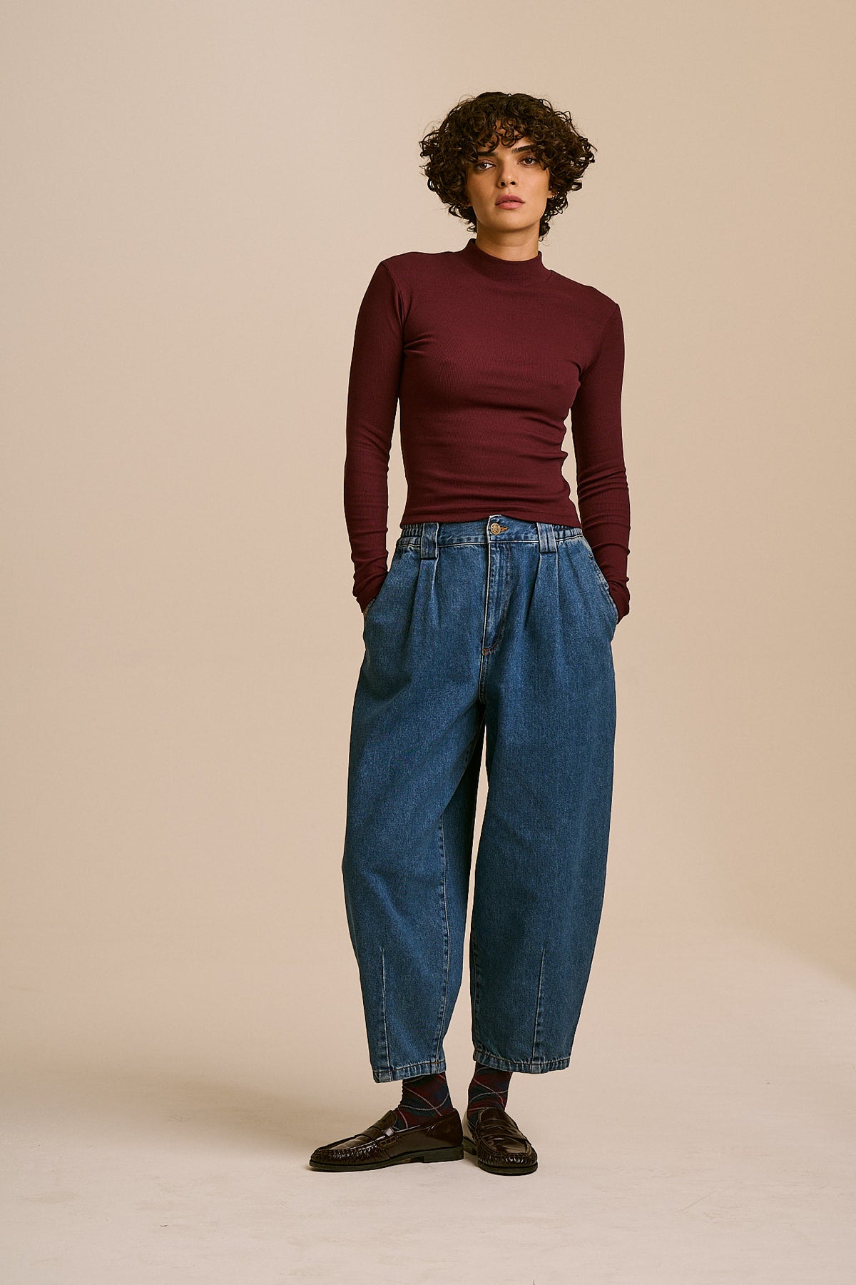 Ashby - Denim Barrel Leg Jeans in Mid Wash New Fit