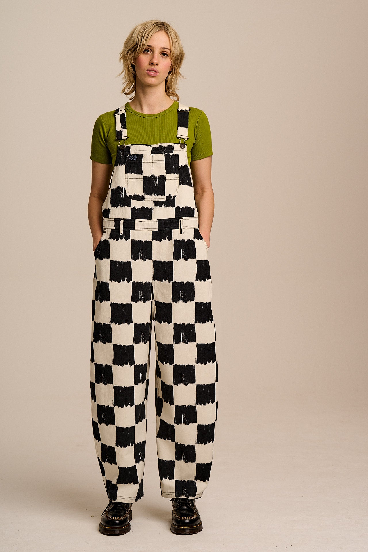 Toluca - Cotton Barrel Leg Dungarees in Black & Ecru Blurred Checkerboard