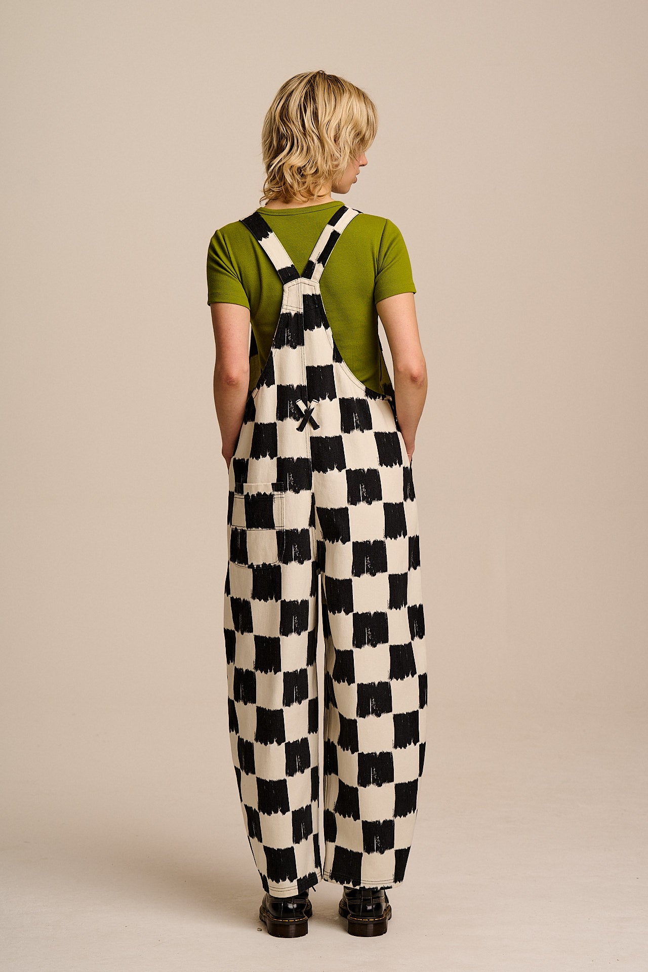 Toluca - Cotton Barrel Leg Dungarees in Black & Ecru Blurred Checkerboard