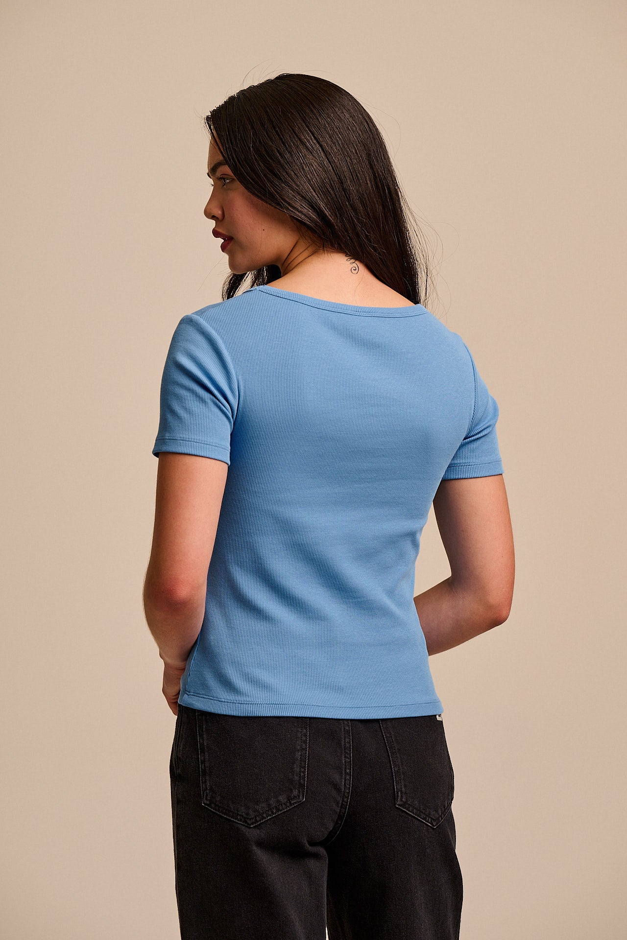 Vita - Ribbed Cotton Scoop Neck Short Sleeve T-Shirt in Blue
