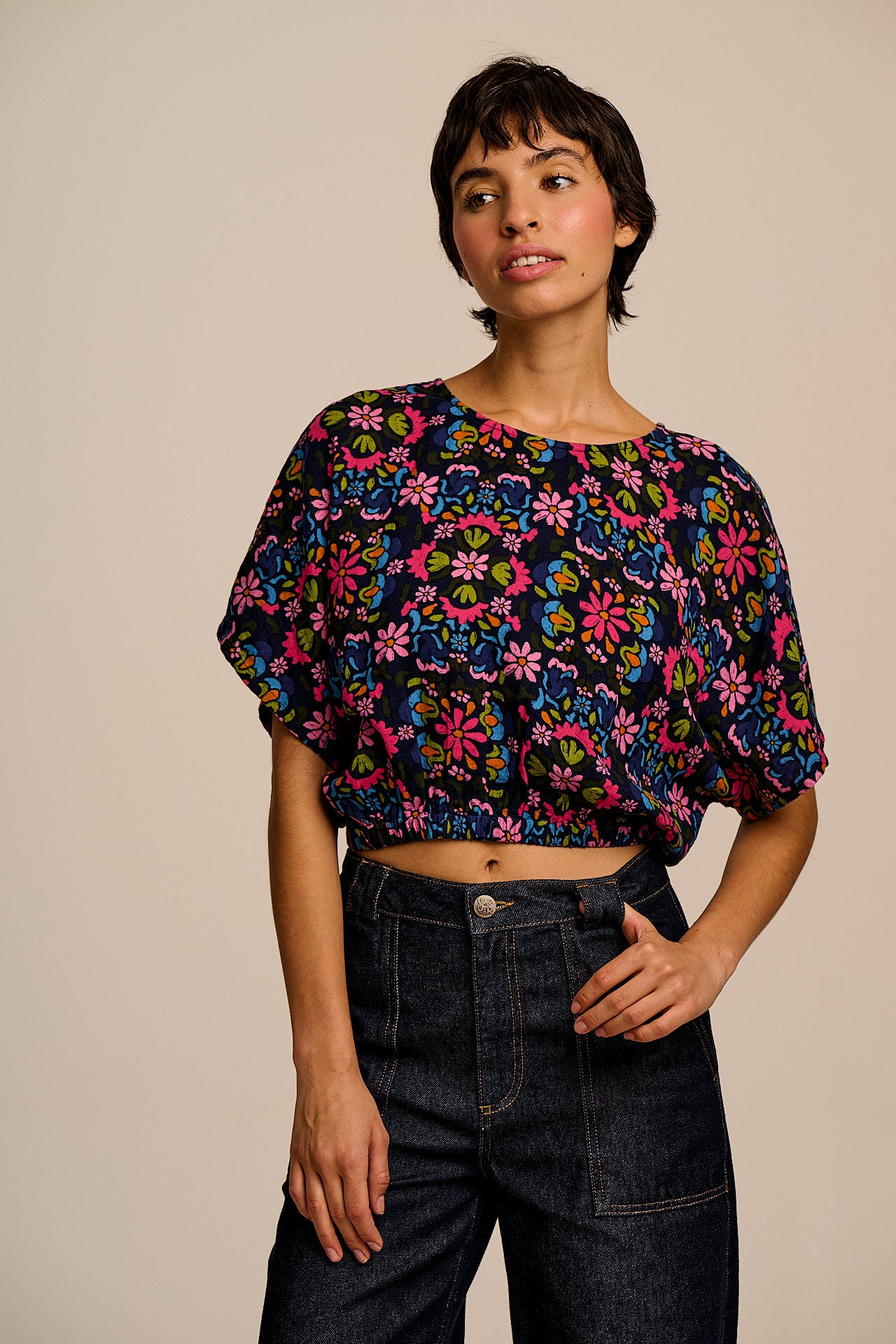 pino　Ameri  RETRO FLOWER RAGLAN TOP COLIN'S Толстовка Жіноча Зелена | Colin's