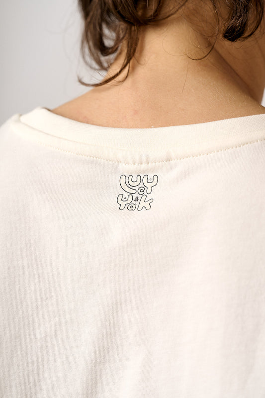 Zayla - Cropped Boxy T-Shirt in Ecru