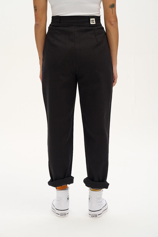 Addison Tapered Jeans: ORGANIC TWILL - Black