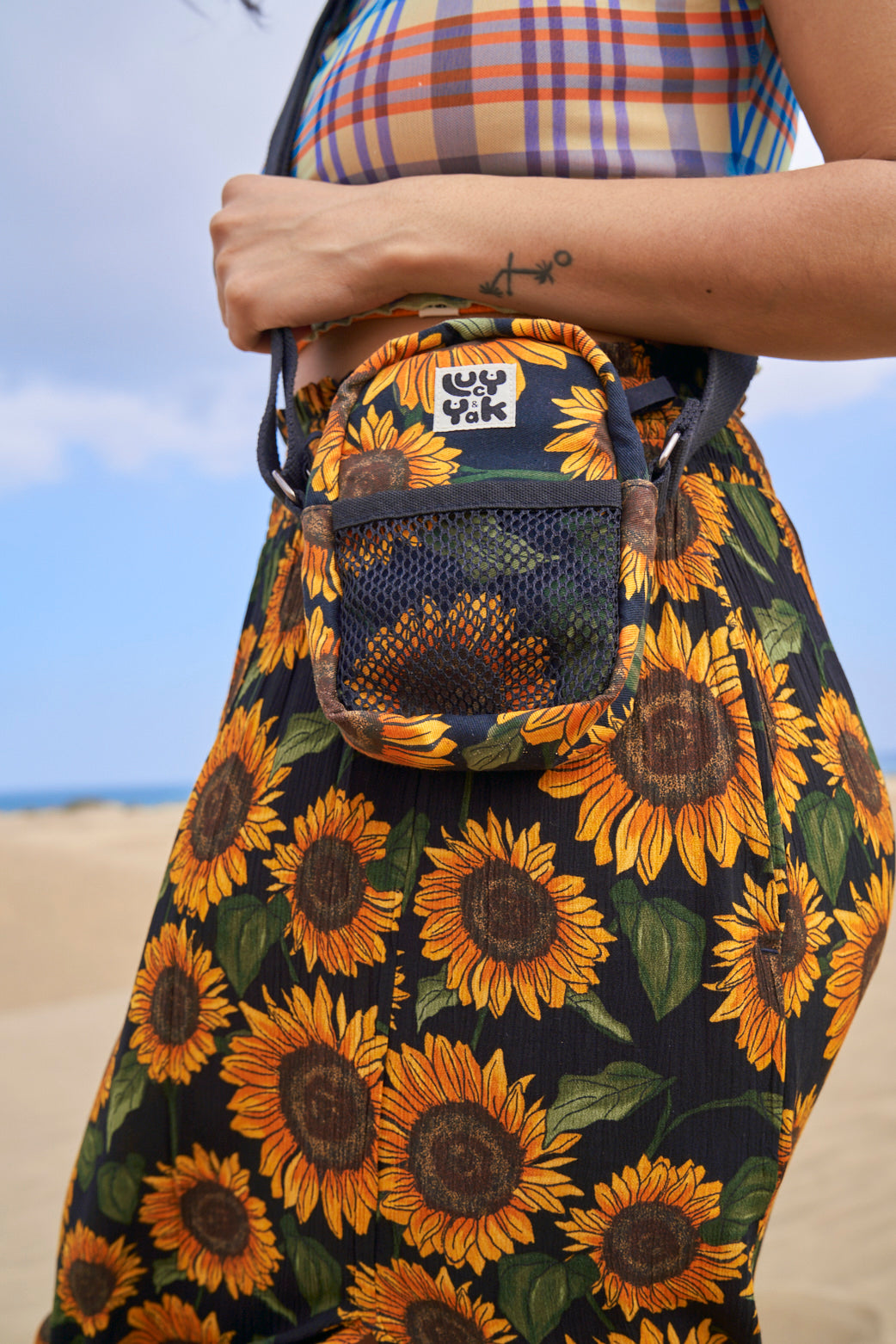 Brady Bag: ORGANIC TWILL - Sunflower Print