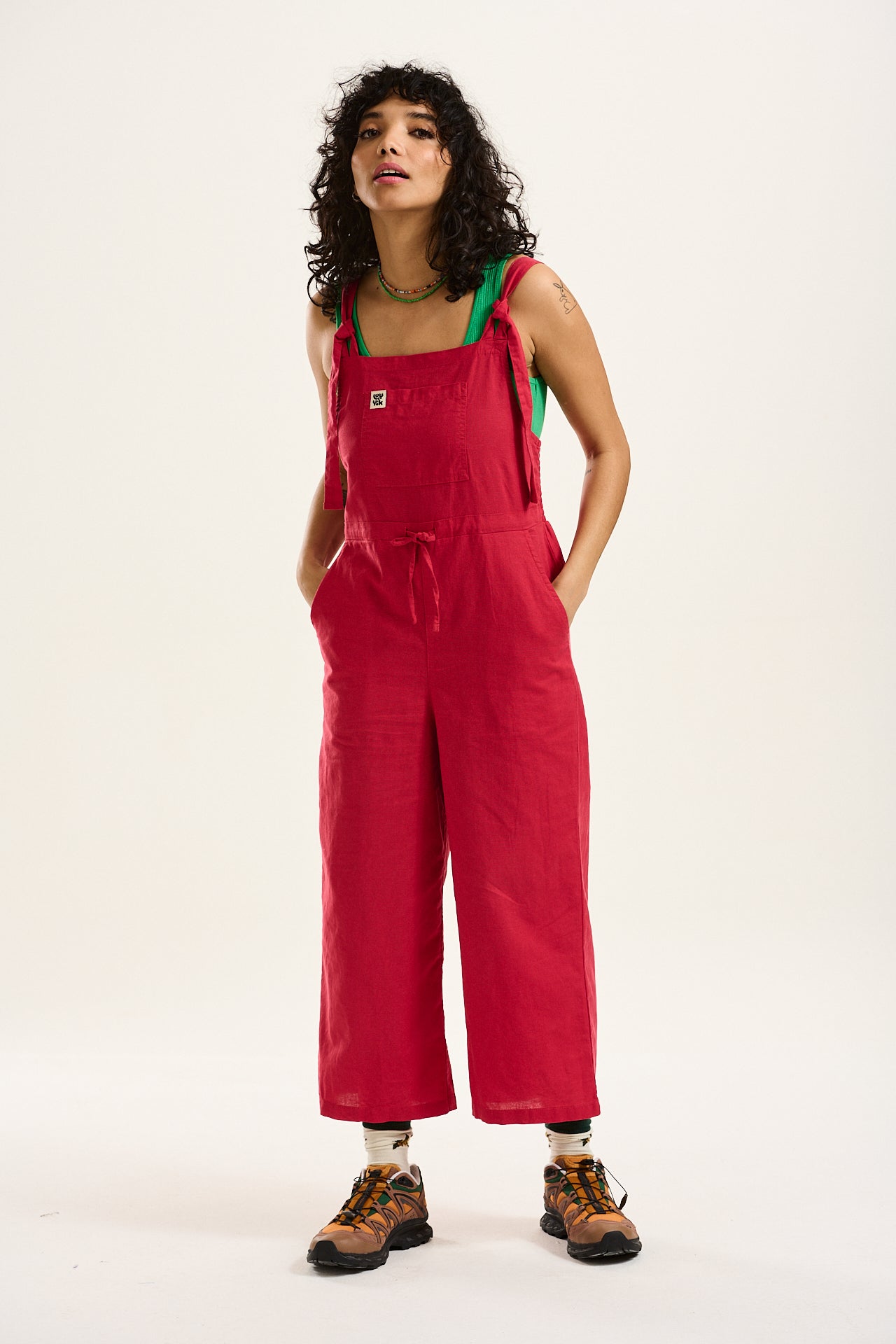 levering naturlig Tempel Emmy Dungaree: ORGANIC COTTON & LINEN - Earth Red – Lucy & Yak
